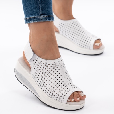 Pantofi Tip Sandale Talpa Ortopedica Piele Naturala Alb A523