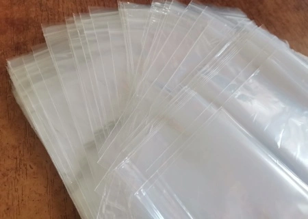 Set 100 pungi plastic cu fermoar ziplock 15cm- 20cm(15X19) - Img 3