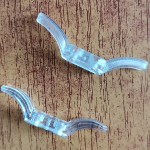 Clema pentru fixarea snurului plastic jaluzele