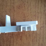 distantier pentru jaluzele aluminiu model 2 MARO
