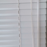 jaluzele orizontale aluminiu alb Profilul 25 MM L 140 cm x H 40 cm
