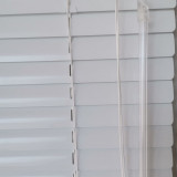 jaluzele orizontale aluminiu confectionata L 60 X120 CM ALB
