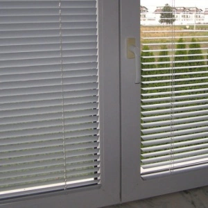 jaluzele orizontale pvc/alb 55 cm x190cm - Img 6
