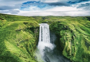 Papier Peint Panoramique XXL Nature Cascade dans un endroit vert - Photo Murale Intissé
