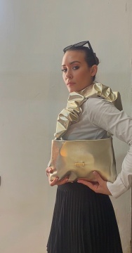 Mini NAYA in gold - Img 4