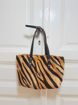 Weeree Africa TOTE