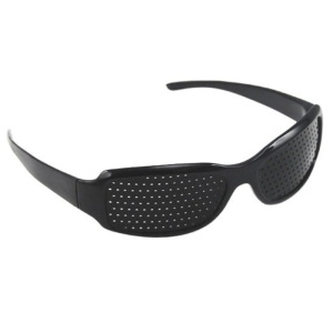 Ochelari Pinhole model D pentru exerciții de vedere.