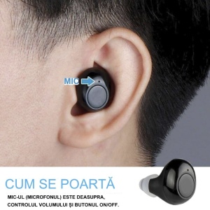 Mod de purtare a aparatului auditiv digital JH-A39 în ureche, cu microfon și control al volumului vizibile