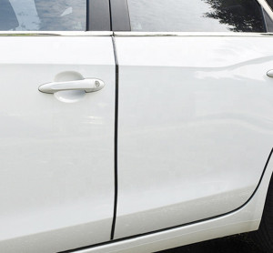 Banda flexibila pentru protectie contur portiere auto, profil "U", lungime 5m, culoare Neagra - Img 3
