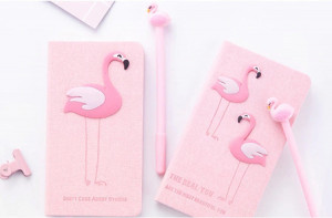 Set Cadou pentru Copii, Caiet cu Flamingo finisat cu piele ecologica + Pix cu Flamingo