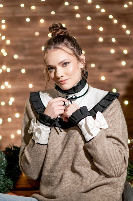 Alexa Cuffs