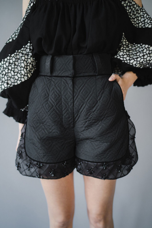 Short taffeta pants with hand-sewn applications - Aris
