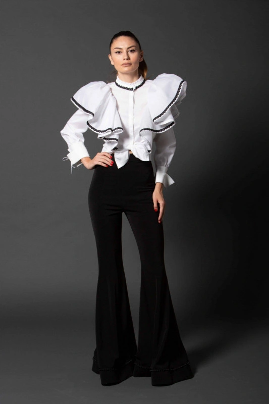 Bluza tip camas cu volane ample pe umeri Ely