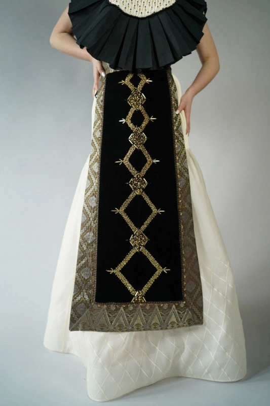 Romanian velvet skirt with brocade border - Hilda