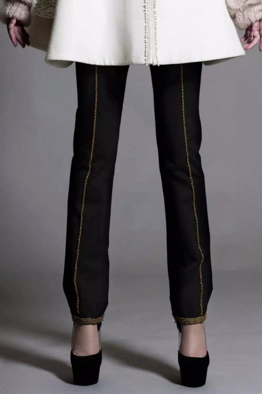 Pantaloni cu deign modern cu detalii cusute manual Old Boy