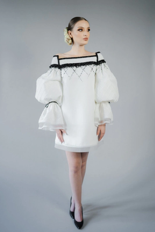 Rochie alba mini lucrata manual Jossephine