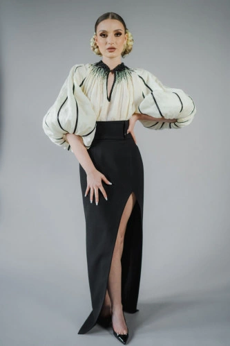 Bluza de dama cu inspirație tradițională