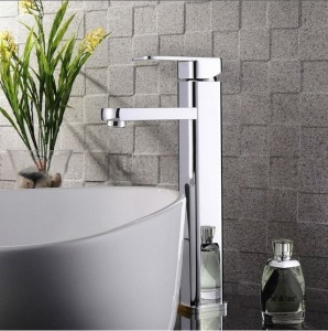 BATERIE CHIUVETA, REA CARO HIGH, MONTAJ PE BLAT, DESIGN MODERN, CALITATE SUPERIOARA, REA
