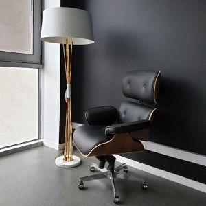 SCAUN DE BIROU LOUNGE, PIELE NATURALA ITALIANA SI LEMN DE NUC, CULOARE NEGRU/NUC, STIL EAMES - Img 3