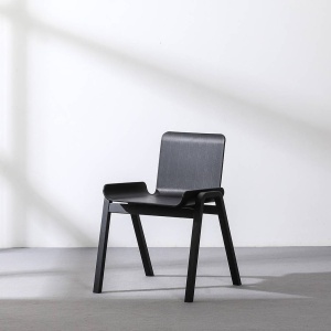 SCAUN DINING FRANCO, NEGRU, DIN POLIPROPILENA SI LEMN, STIL MODERN