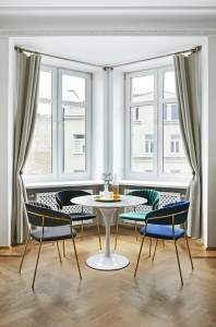 SCAUN DINING MARGO, VERDE INCHIS/AURIU, DIN CATIFEA SI METAL, STIL MODERN - Img 7