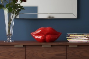 DECORATIUNE DISCO LIP 30CM, REALIZAT DIN POLIRASINA MOZAIC, CULOARE ROSIE, REALIZAT MANUAL, ARTIM GROUP SELECTION
