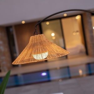 LAMPADAR DE GRADINA NIZA 165 NEGRU, CONFECTIONAT DIN METAL SI FIBRE NATURALE - Img 4