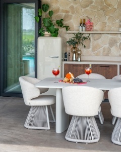 MASA DE LUAT MASA PENTRU EXTERIOR SENZA, REALIZATA DIN ALUMINIU, CULOARE BEJ DESCHIS, DESIGN DEOSEBIT, RICHMOND INTERIORS - Img 3