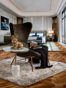 STATUETA DECORATIVA BULL FRANCES 816601, AURIU, DIN POLIRASINA, STIL MODERN, SCHULLER