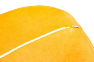 FOTOLIU CONFORTABIL EGG CLASSIC VELVET, GALBEN/NEGRU, DIN CATIFEA SI METAL, STIL MODERN - Img 3