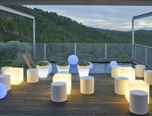 LAMPADAR EXTERIOR ILUMINAT CUBY 32 SOLAR STIL MODERN B2
