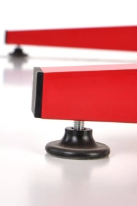 BIROU B49 CU ILUMINARE LED SI SUPORT ACCESORII, ROSU/NEGRU, DIN FURNIR SI PICIOARE DIN METAL, STIL MODERN - Img 8