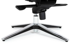 SCAUN DIRECTORIAL DE LUX, ARTIM LOUNGE BUSINESS, REALIZAT PIELE NATURALA ITALIANA SI LEMN, CULOARE NEGRU/NUC, STIL EAMES - Img 11