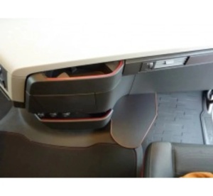MESA MAQUINA CAFÉ PARA VOLVO FH4/4B DANISH