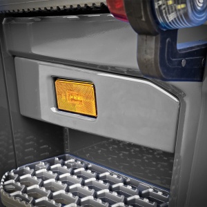 SUPORTE LAMPADA DE POSIÇAO DEGRAU SCANIA NEXT GEN