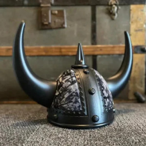 CAPACETE VIKING PRETO COM DANISH CINZA