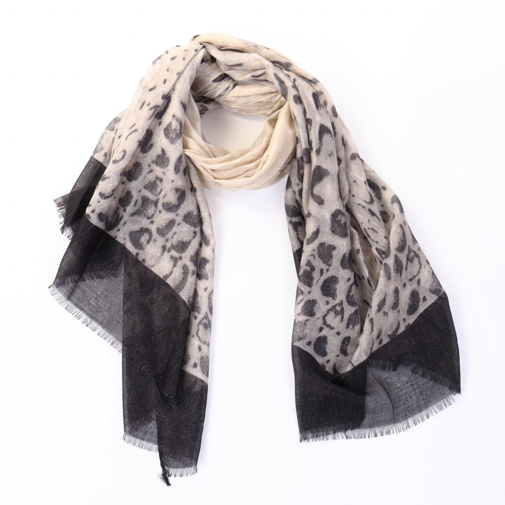Esarfa cu model neagra Risu