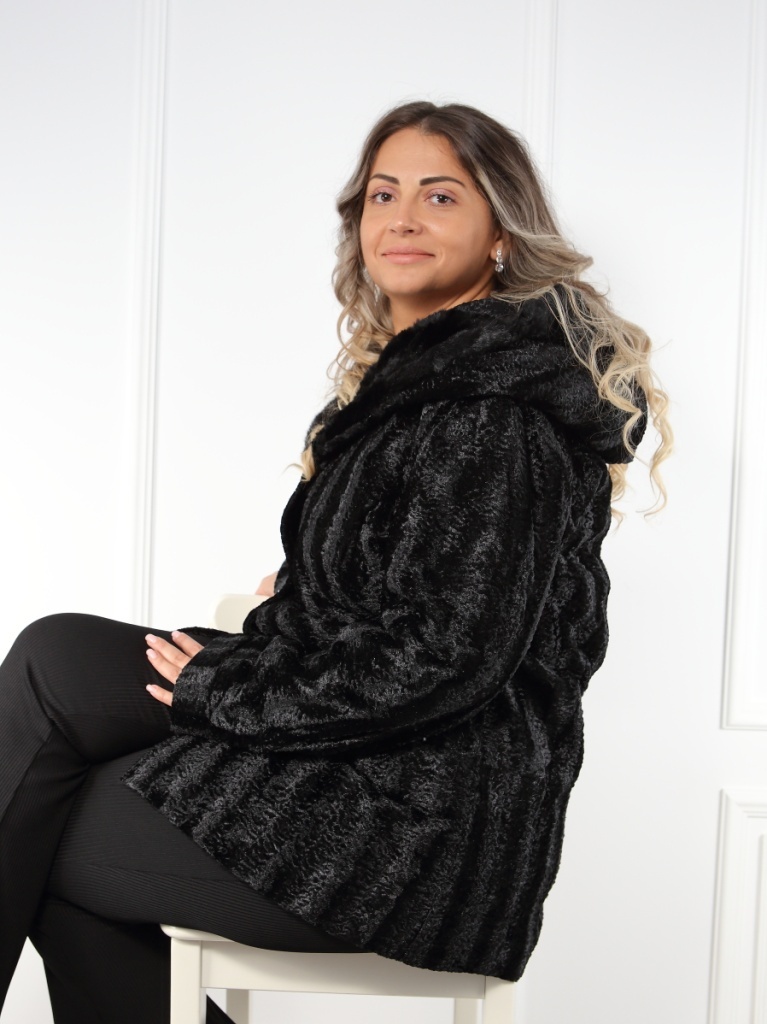 Haina neagra din blana de astrahan Ellen - 2 | YEO
