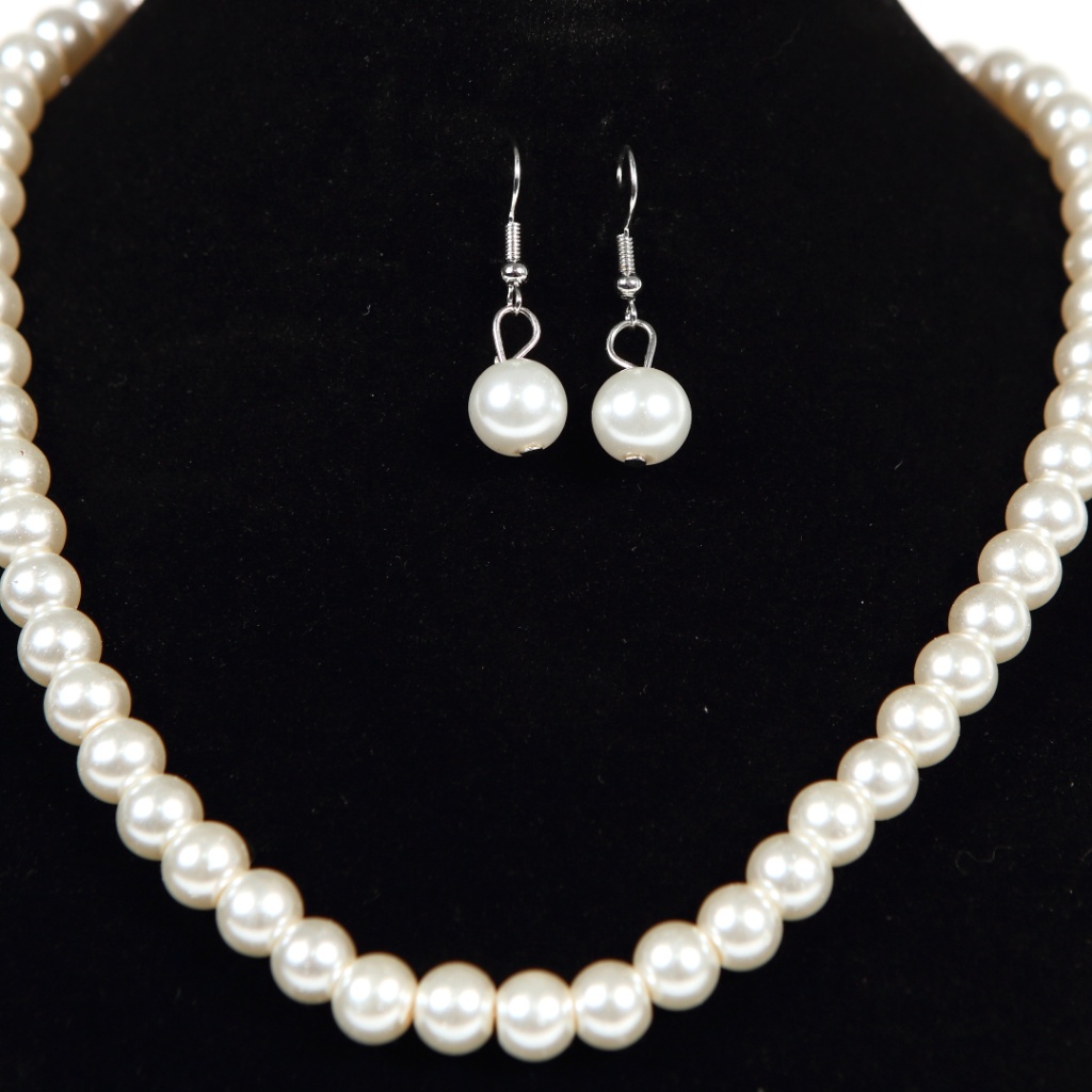 Set alb colier+cercei+bratara din perle artificiale Ella - 1 | YEO