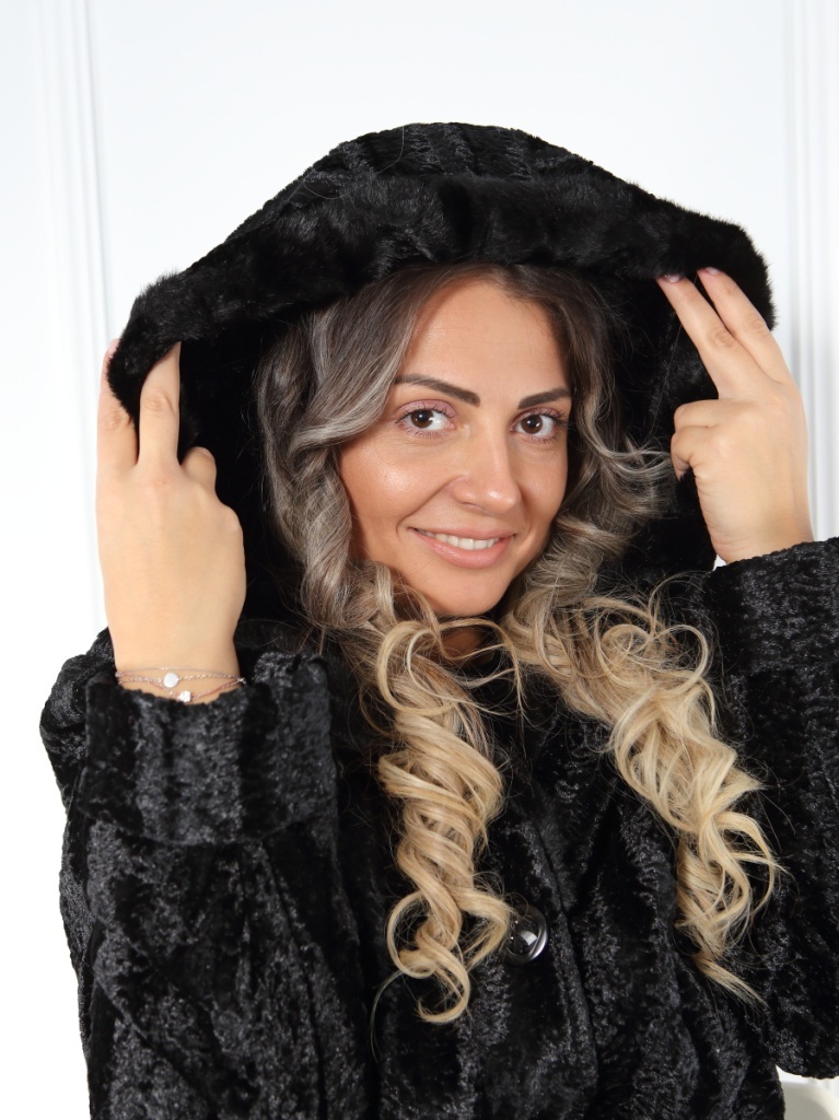 Haina neagra din blana de astrahan Ellen - 3 | YEO