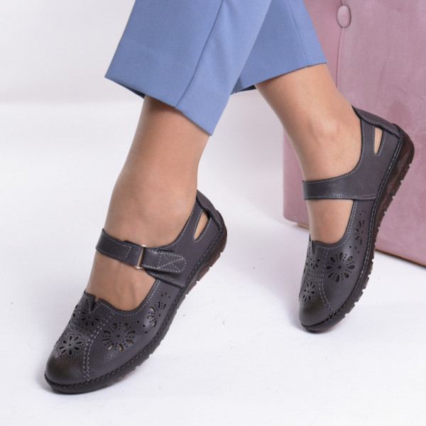 Pantofi gri Razina