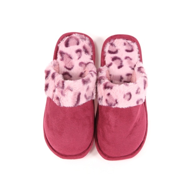 Papuci mov de casa Avari