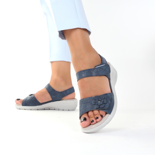 Sandale bleumarin usoare Rysa