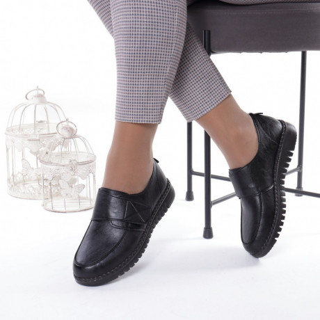 Pantofi cu talpa joasa Marcela negru