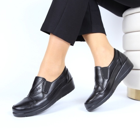 Pantofi comozi Halnica