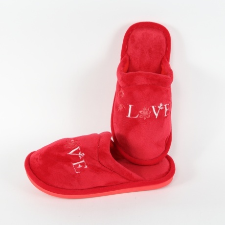 Papuci rosii de casa Elven