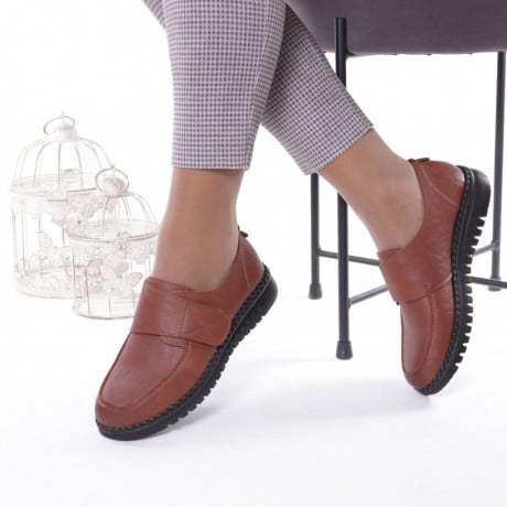 Pantofi cu talpa joasa Marcela maro - Img 1