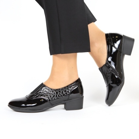 Pantofi negri eleganti Volina