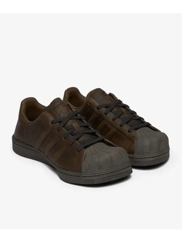 AVAVAV x adidas Modified Superstar Marrón - Img 3