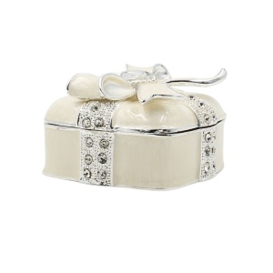 Cutie Bijuterii 6x6 cm în Formă de Cadou cu Fundă și Strasuri AZAY – Casetă Bijuterii Elegantă, Cutie Inel, Cadou Femei cu Ambalaj Premium